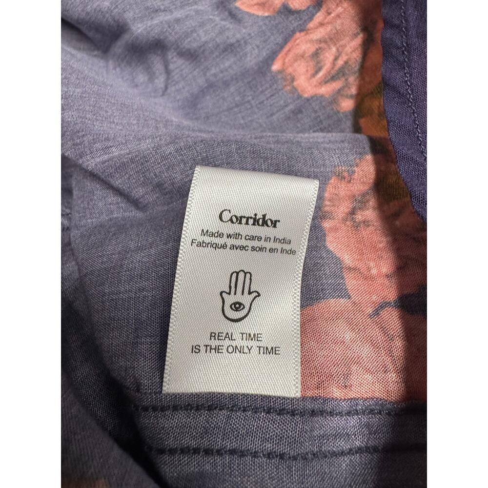 Corridor Rose Button Up - Picture 4 of 4